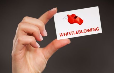 La Direttiva sul Whistleblowing entra finalmente in vigore. Ecco le dieci fondamentali cose da sapere per non perdersi tra gli adempimenti.