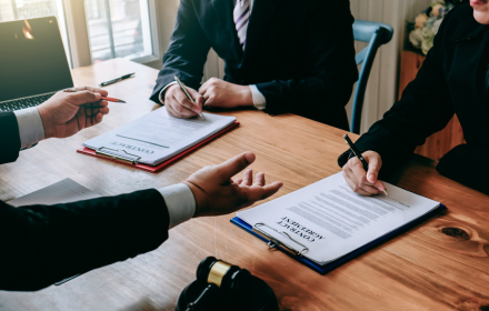 In un mercato sempre più competitivo e dematerializzato, il vero vantaggio di un’azienda non risiede solo nella qualità dei prodotti o dei servizi offerti, ma si misura anche nella capacità di prevenire la dispersione delle proprie informazioni riservate e strategiche